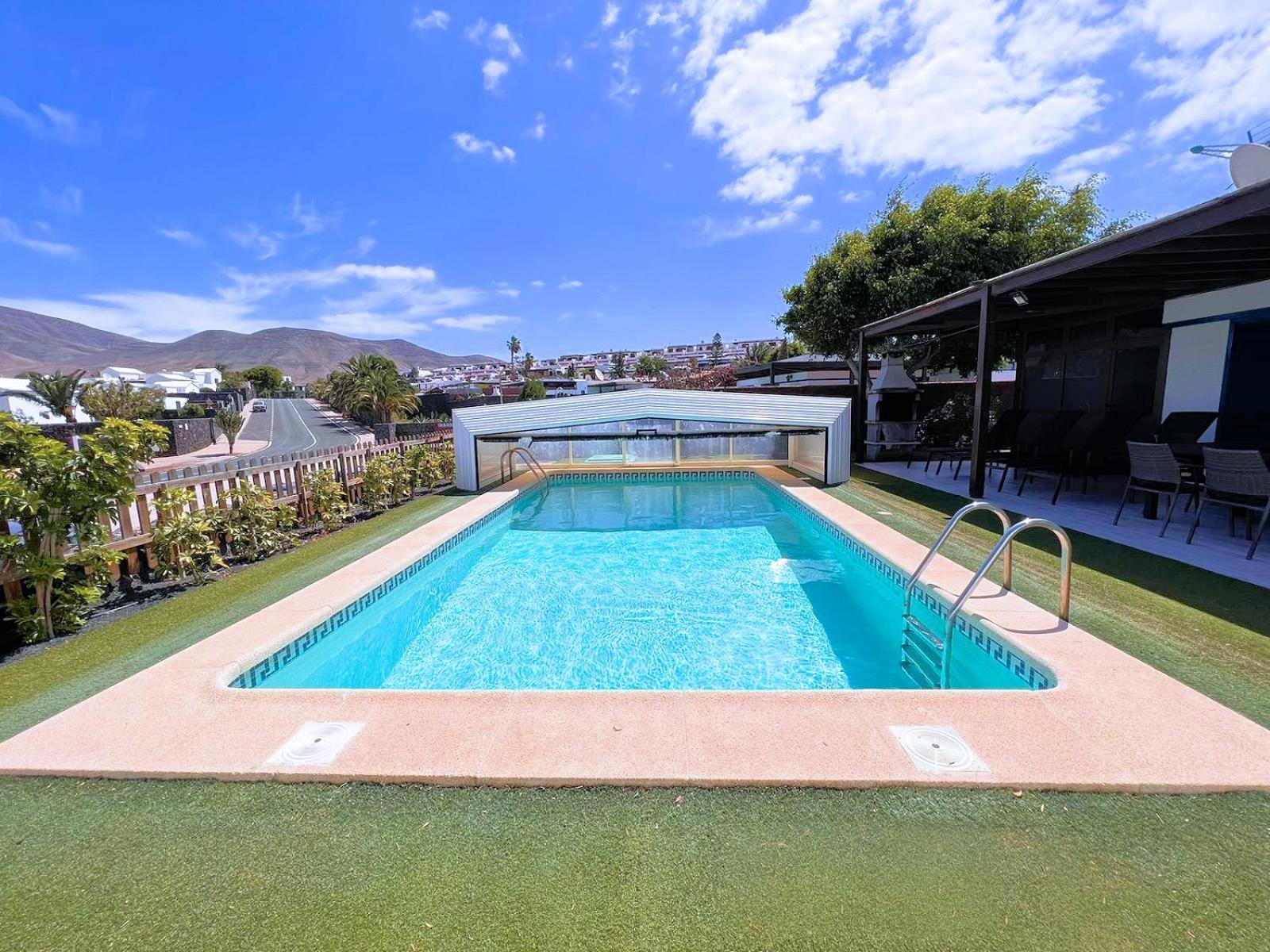 Villa Playa Blanca *